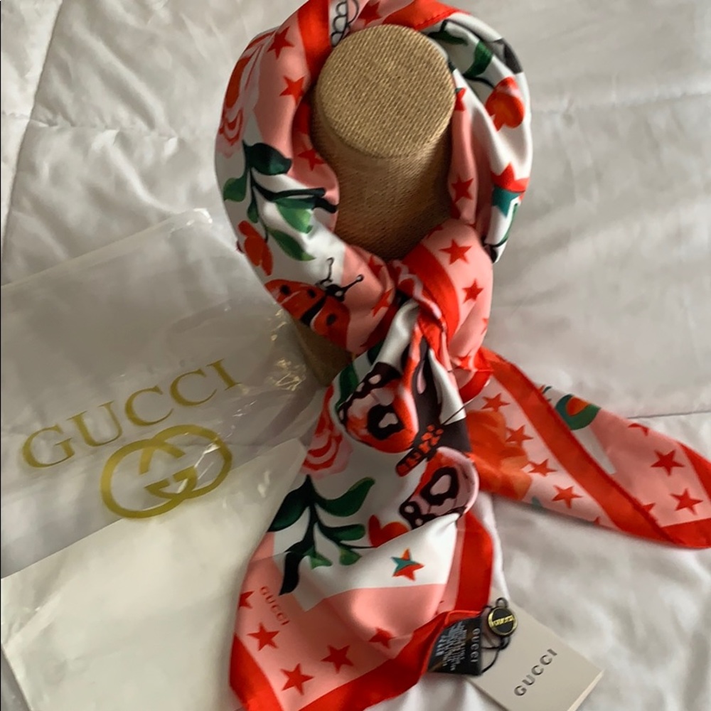 Gucci - L’ Aveugle Par Amour silk scarf